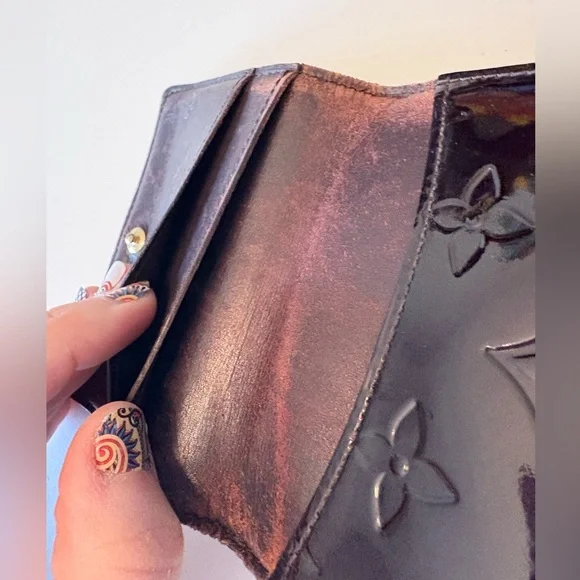 Louis Vuitton Elise Vernis‎ Monogram Wallet Amarante - Picture 3 of 14